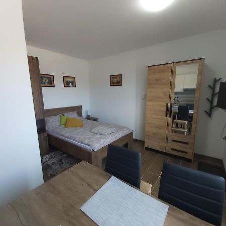 Studio Apartman Draga Velika Ludina エクステリア 写真